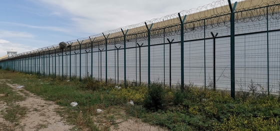 گالوانیزه منظره شفاف سد امنیتی ضد صعود برای فرودگاه ها زندان ها ایستگاه های قطار