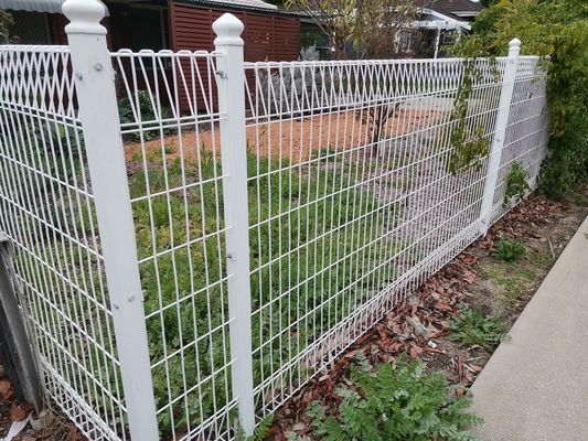 کیفیت  Triangle Black Steel Bending Roll Top Fence Hot Dipped Galvanized کارخانه