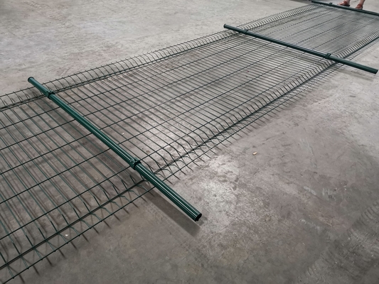 پیچ و تاب آویز پیچ و تاب حفاظتی پنل پیچ و تاب مثلث 3D برای باغ