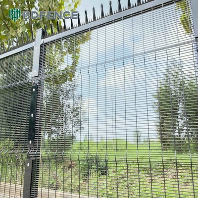 پانل های حصار قابل تنظیم با امنیت بالا حصار سیم شبکی کوچک معماری ضد صعود 358 حصار شبکی جوش یا امنیت