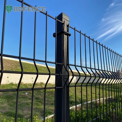 آسان مونتاژ پودر پوشانده شده 3d امنیت Welded Wire Mesh Fence V Wire Fence خم شده