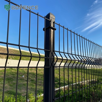حفاظتی منحنی فلزی پودر PVC پوشش داده شده 3d Welded Wire Mesh Fence Panels