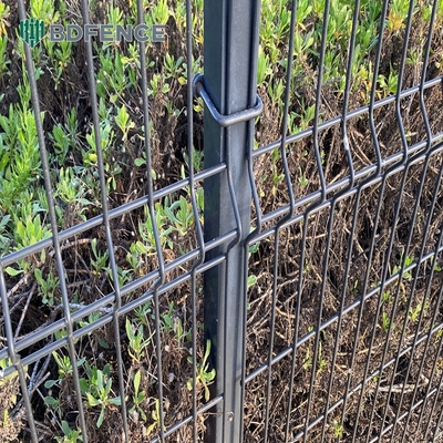 حفاظتی منحنی فلزی پودر PVC پوشش داده شده 3d Welded Wire Mesh Fence Panels