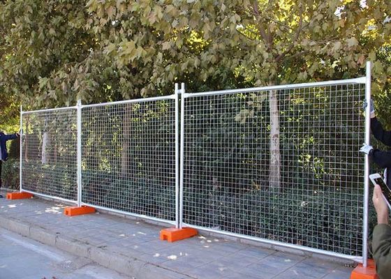 2.1M * 2.4m استرالیا سوراخ مربع حصار موقت قابل باز کردن
