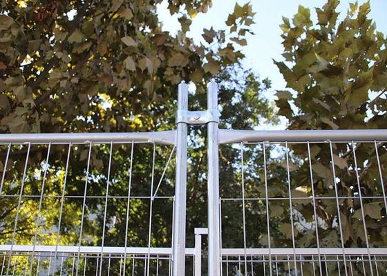2.1*2.4m ساخت و ساز متحرک سایت گالوانیزه گرم آبپاش استرالیا پانل های حصار موقت