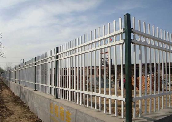 حصار فولاد باغ گالوانیزه سیاه نيزه بالا پانل های فولاد لوله 1.8 * 2.4m