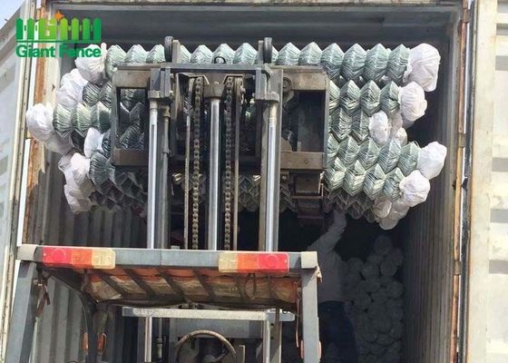 پانل های حصار زنجیره ای پوشانده شده با PVC در رنگ سیاه برای دروازه های ترلیس