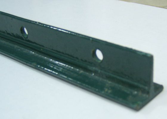 0.95 پوند / Ft رنگ سبز 6ft Metal T Post برای شمشیربازی